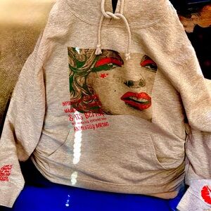 Design ur own or we have a super flash sale on a any size hoodie we pick ju